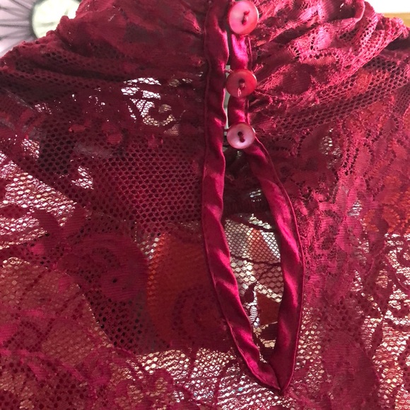 Karen Kane lace top - Picture 4 of 9